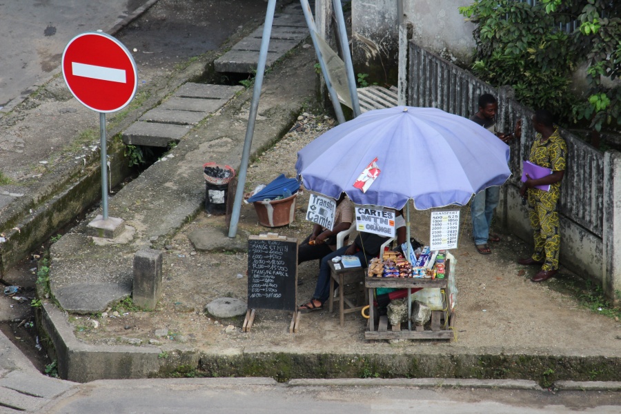 stand pour cartes téléphoniques