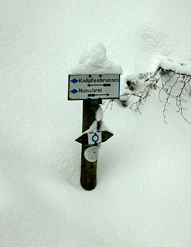 Schild im Schnee